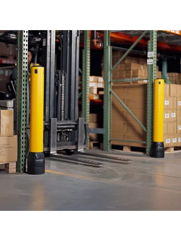 BLACK BULL FLEX+ Flexible Impact Protection Bollard
