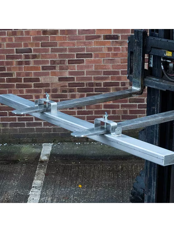 Invicta Fork Mounted Magnet