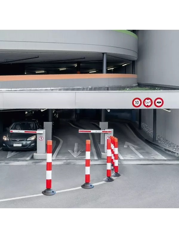 Moravia Traffic Line Flexible Post