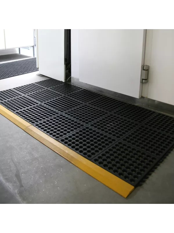 Fatigue-Step Nitrile Interlocking Anti-Fatigue Tile