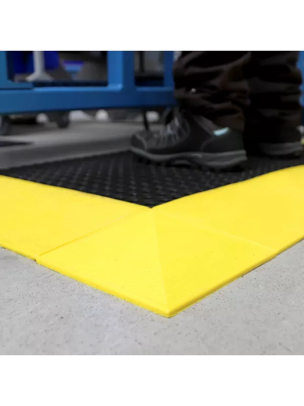 Tough Deck Interlocking Workplace Tile