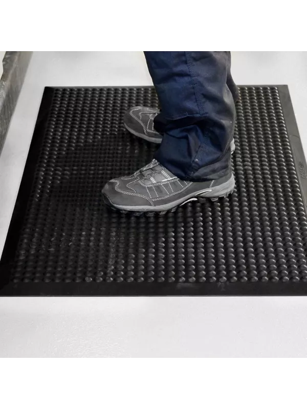 Coba Europe COBAelite Bubble Anti Fatigue Mat