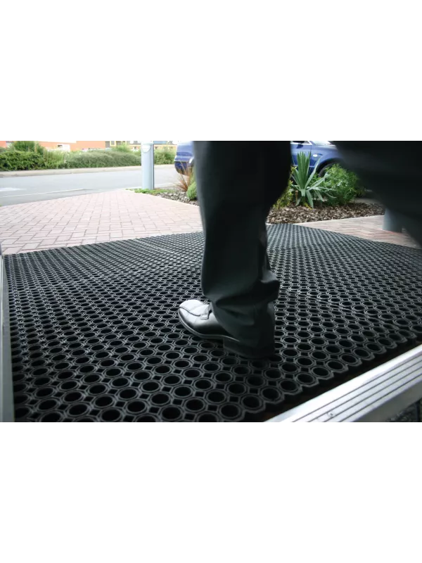 Coba Europe Ringmat Honeycomb Rubber Matting