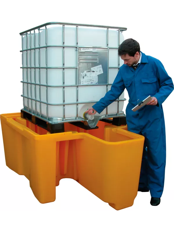 Fentex Single IBC Spill Pallet with Dispensing Well